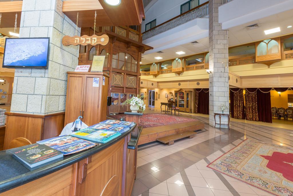 Hotel & Museum Dona Gracia Тиверіада Екстер'єр фото