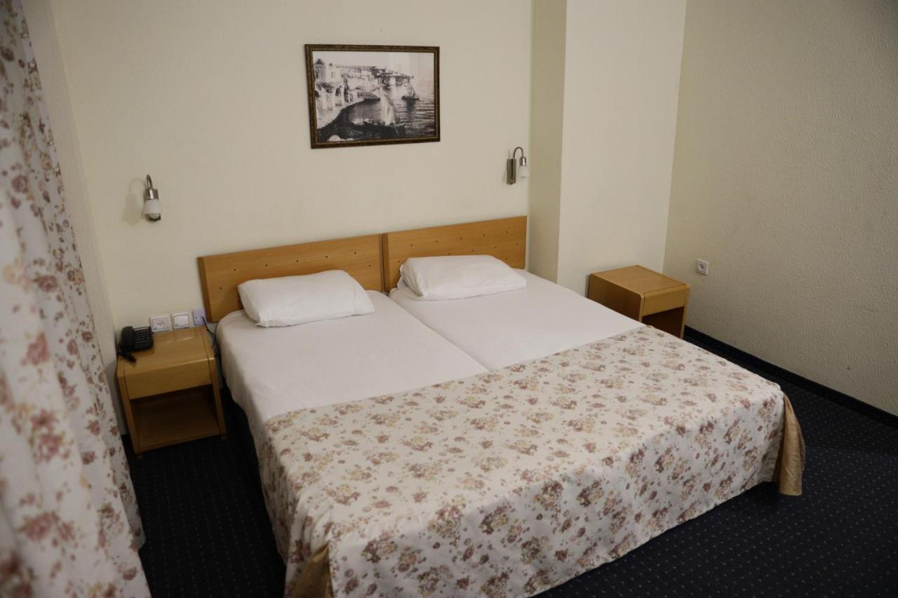 Hotel & Museum Dona Gracia Тиверіада Екстер'єр фото